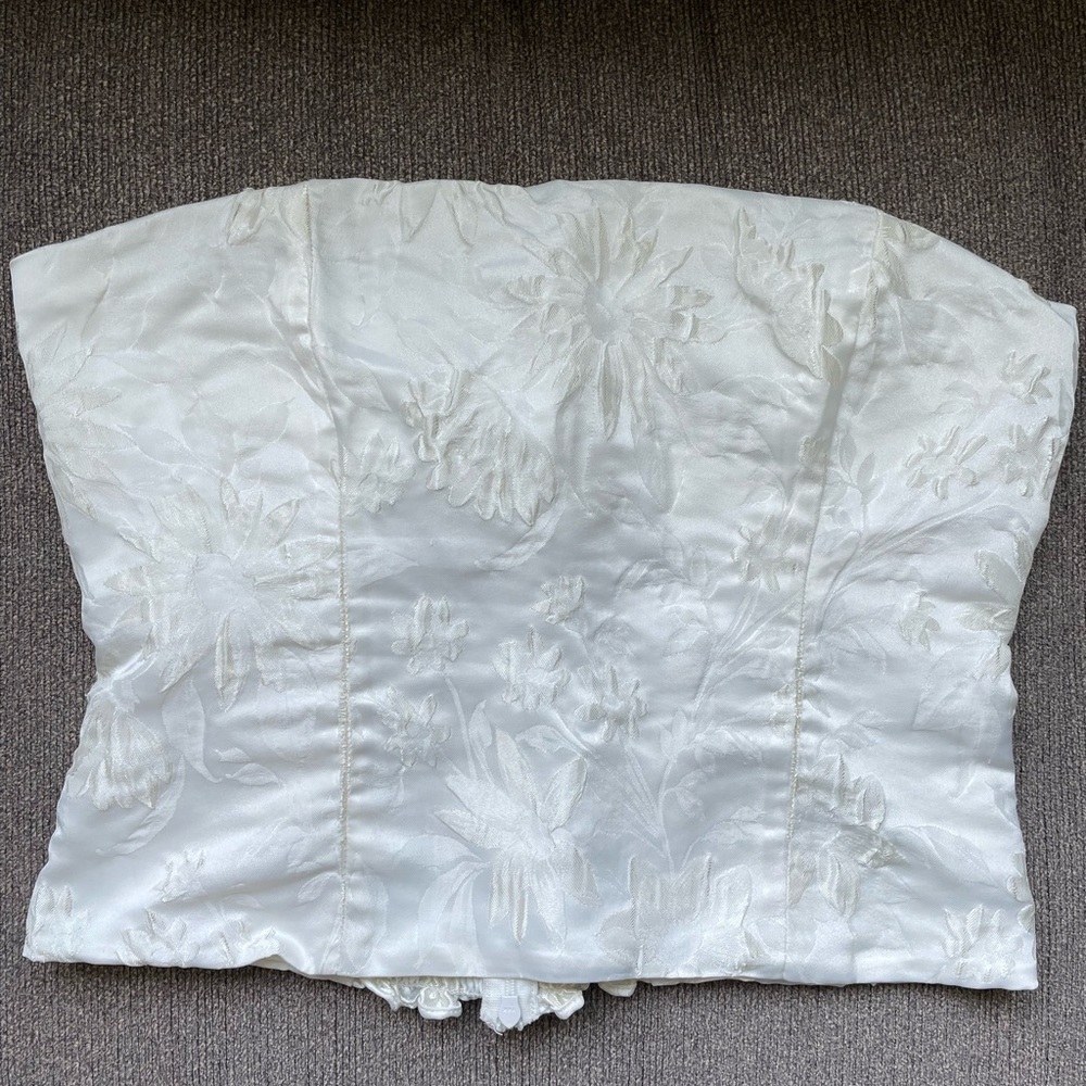 Reformation Georgia Top - Size 8